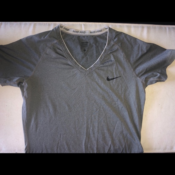 Gray Nike Pro T-shirt - Picture 2 of 2